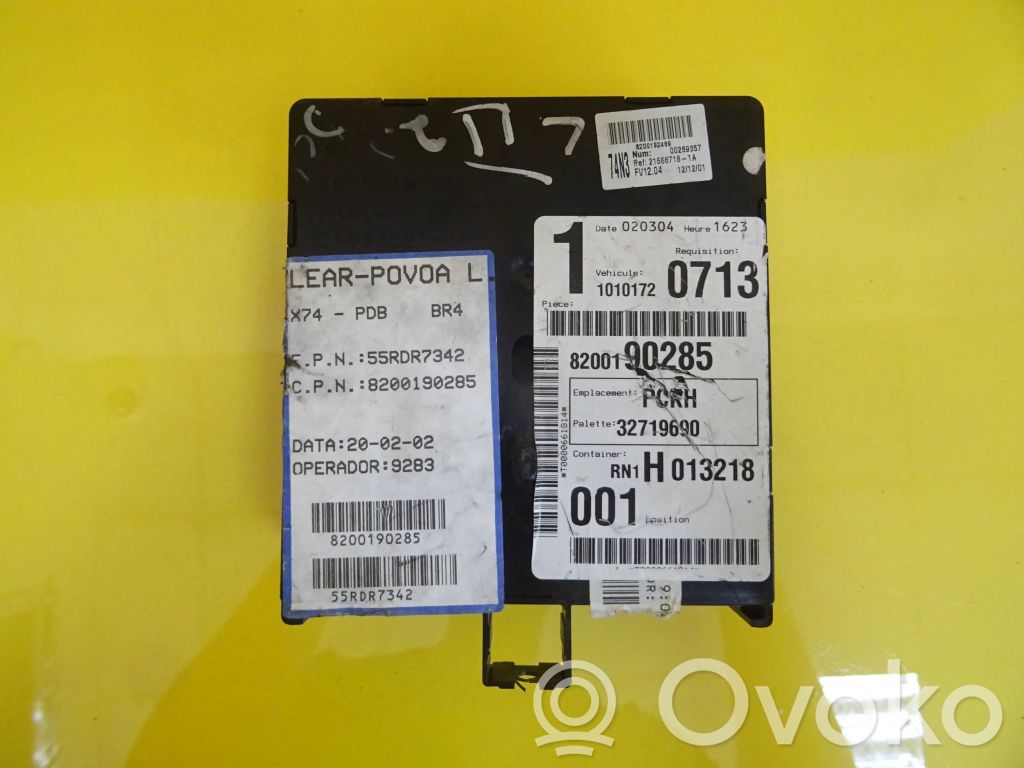 Renault Laguna II Fuse module 