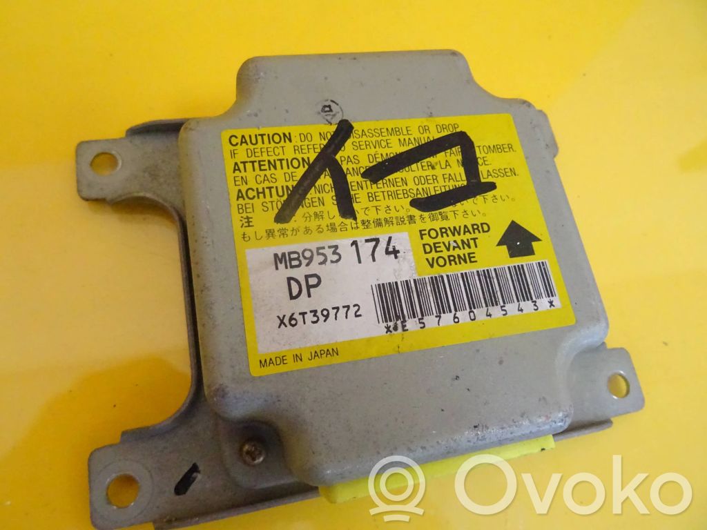 Mitsubishi Colt Airbag control unit/module 