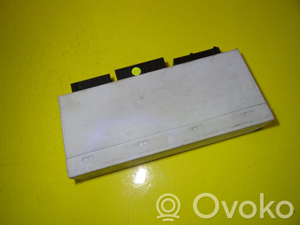 BMW 3 E46 Komforto modulis 