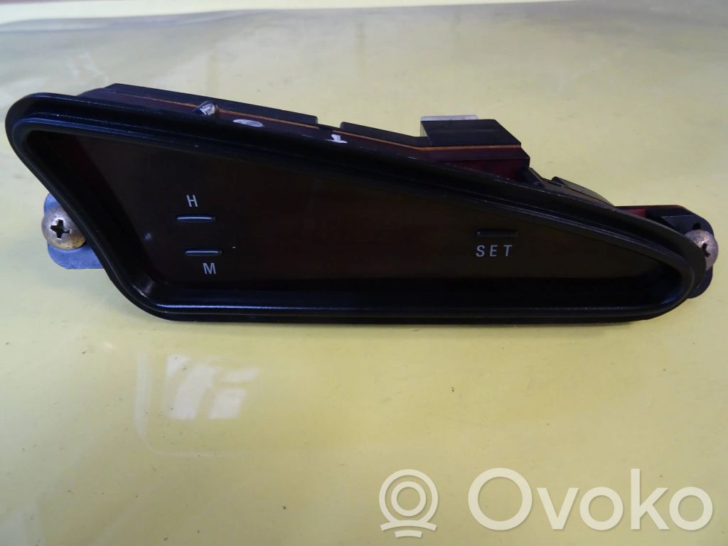 Screen/display/small screen   MB884739,53900127A