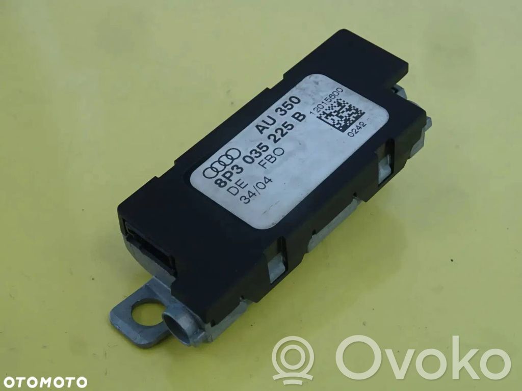 Audi A3 S3 8P Pystyantennivahvistin 