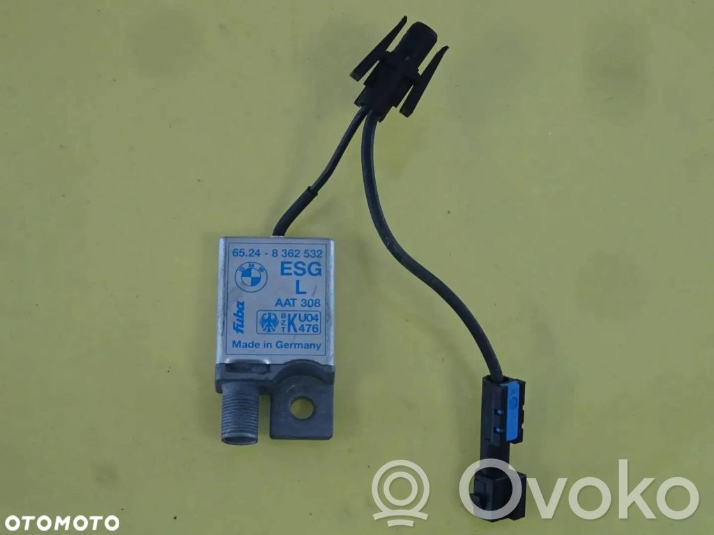BMW 5 E39 Antenos stiprintuvas 