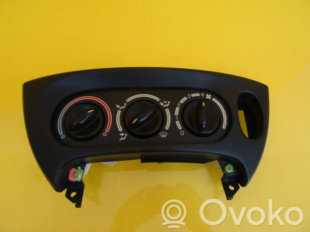 Renault Megane I Interior fan control switch 