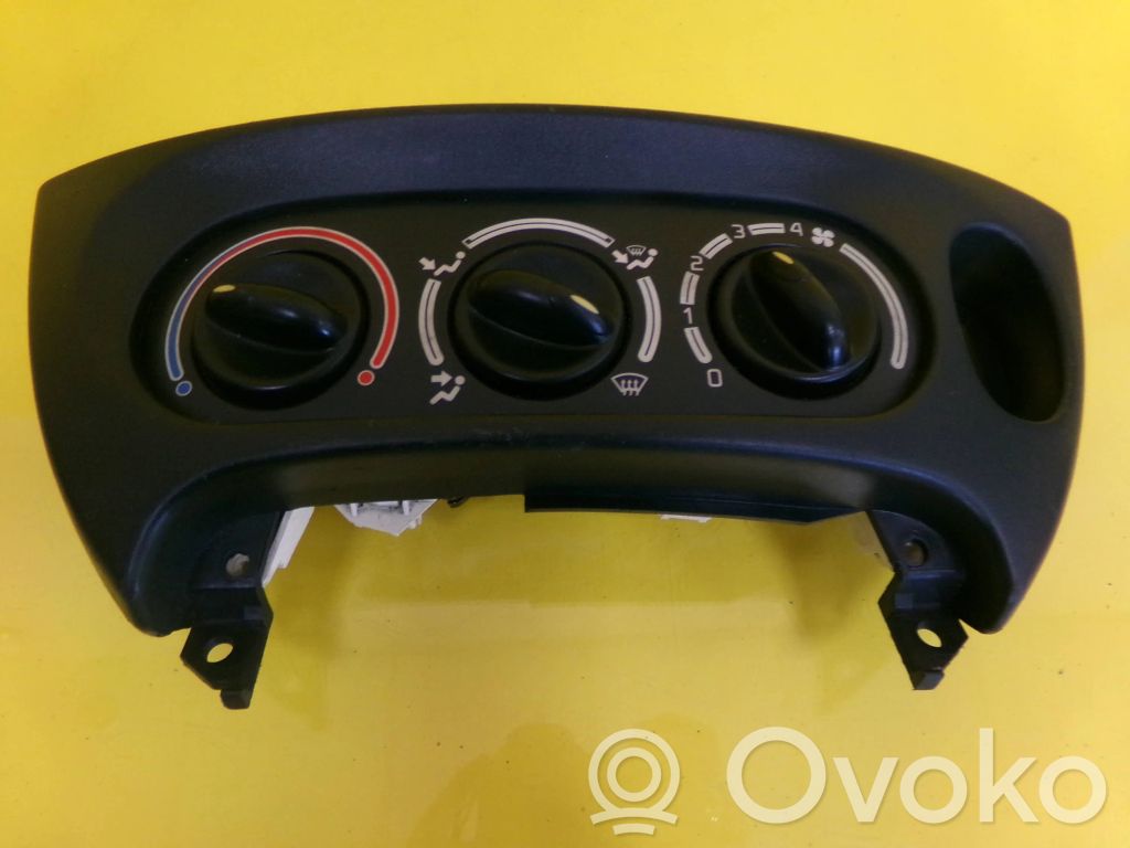 Renault Megane I Interior fan control switch 