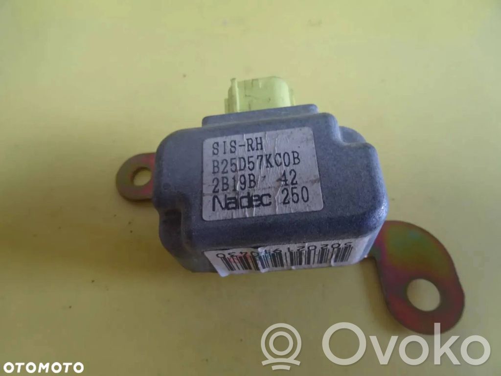 Mazda 323 F Airbagsensor Crashsensor Drucksensor 