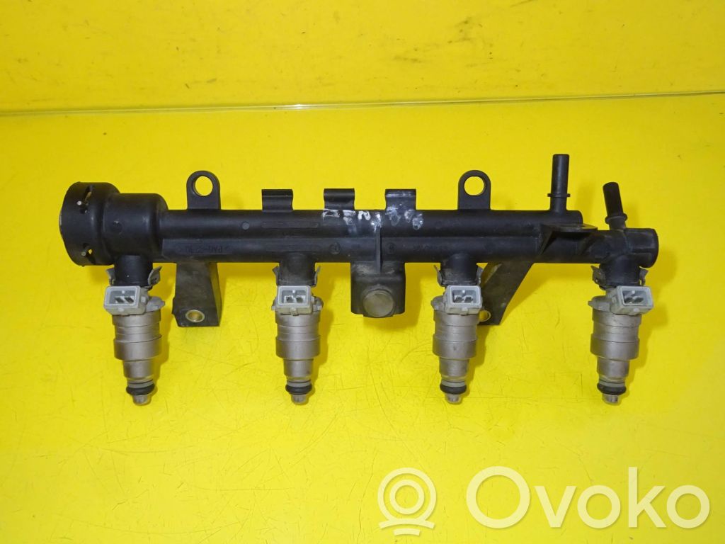 Citroen Berlingo Tuyau de conduite principale de carburant 