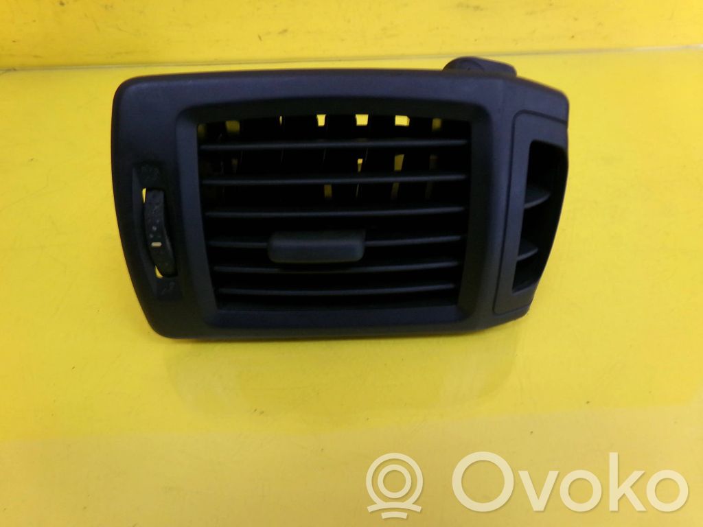 Renault Clio II Dashboard side air vent grill/cover trim 