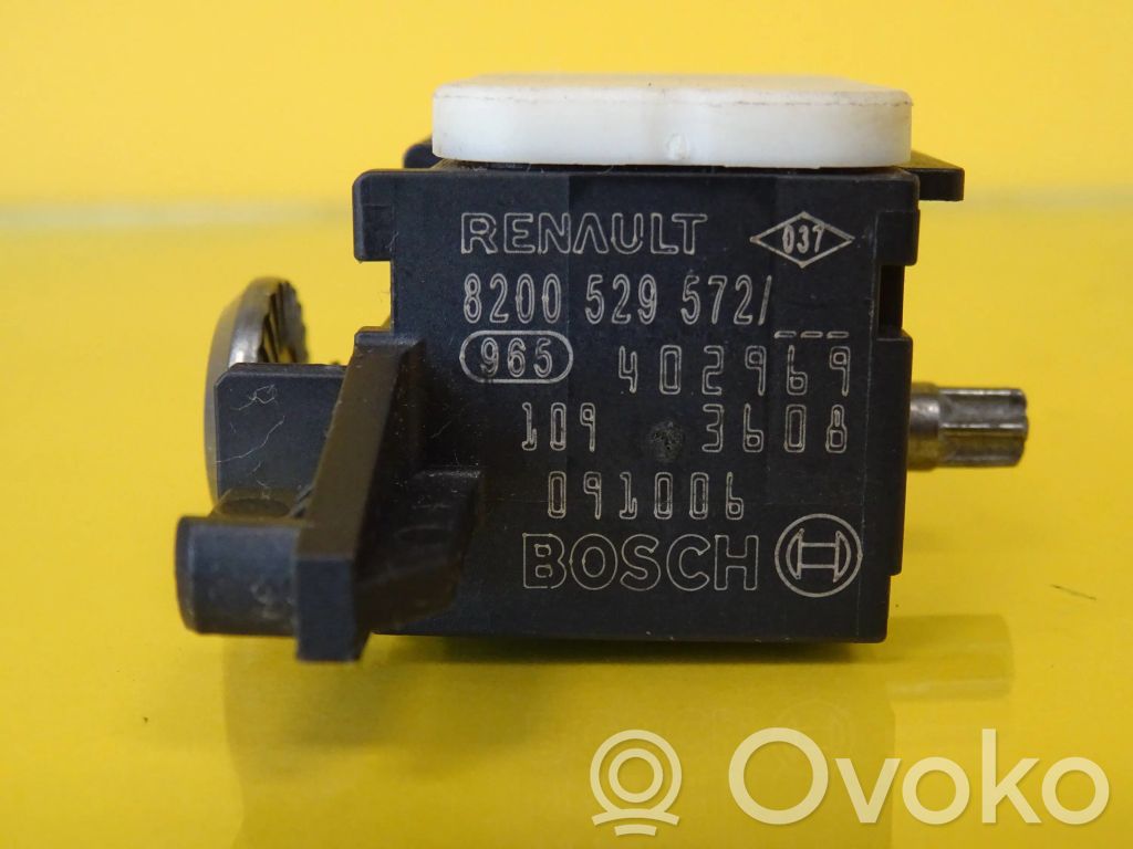 Renault Clio II Airbag deployment crash/impact sensor 