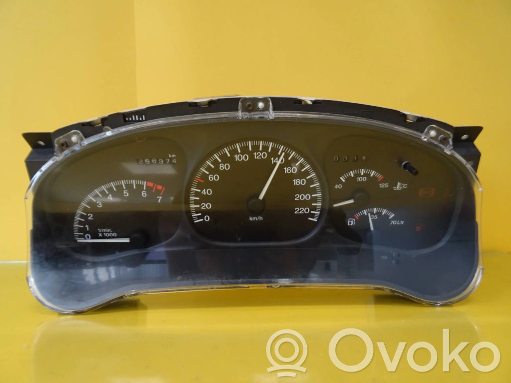Opel Sintra Geschwindigkeitsmesser Cockpit 