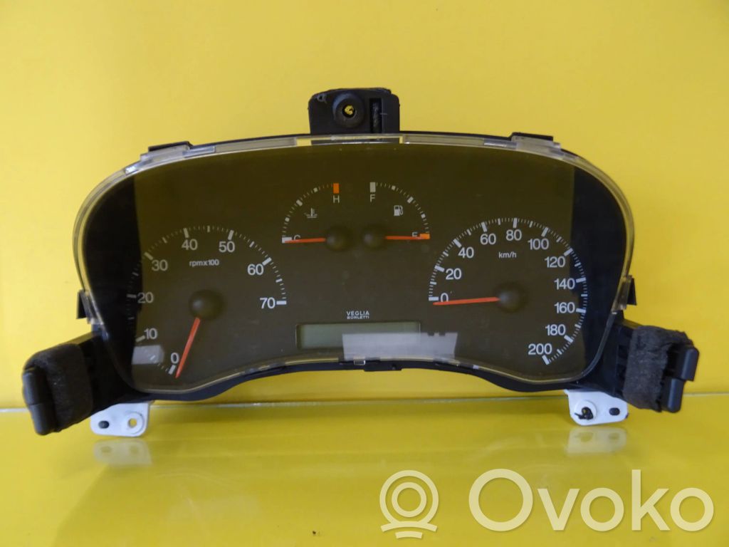 Fiat Punto (188) Спидометр (приборный щиток) 