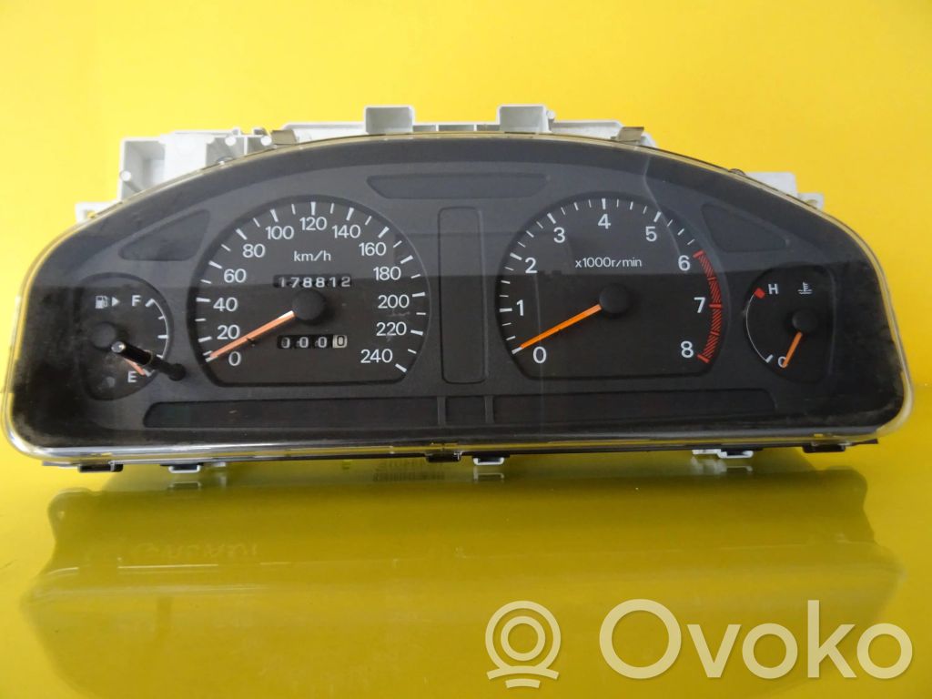 Mitsubishi Galant Speedometer (instrument cluster) 