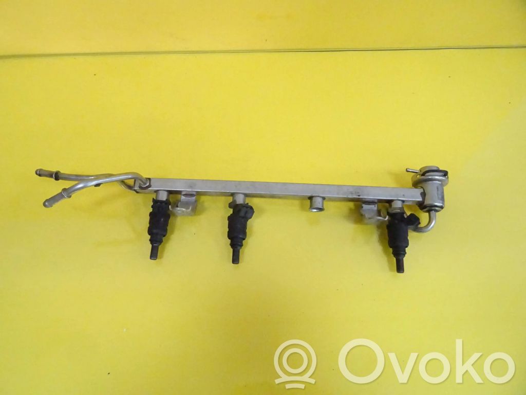 Skoda Octavia Mk1 (1U) Tubo principal de alimentación del combustible 