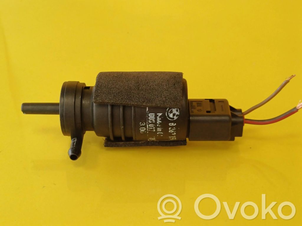 Windscreen/windshield washer pump   8362154