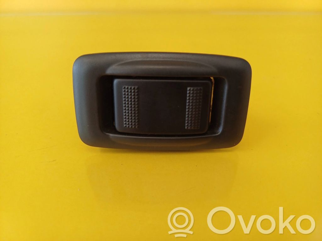 Mazda 626 Electric window control switch 