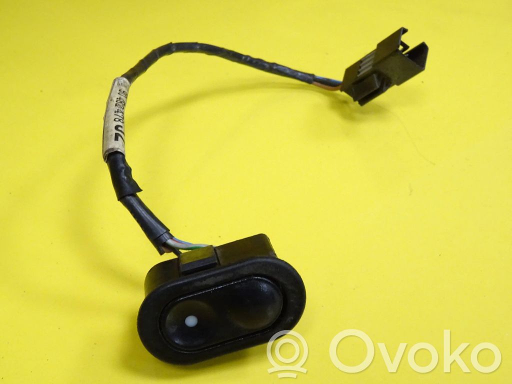 Opel Corsa B Electric window control switch 