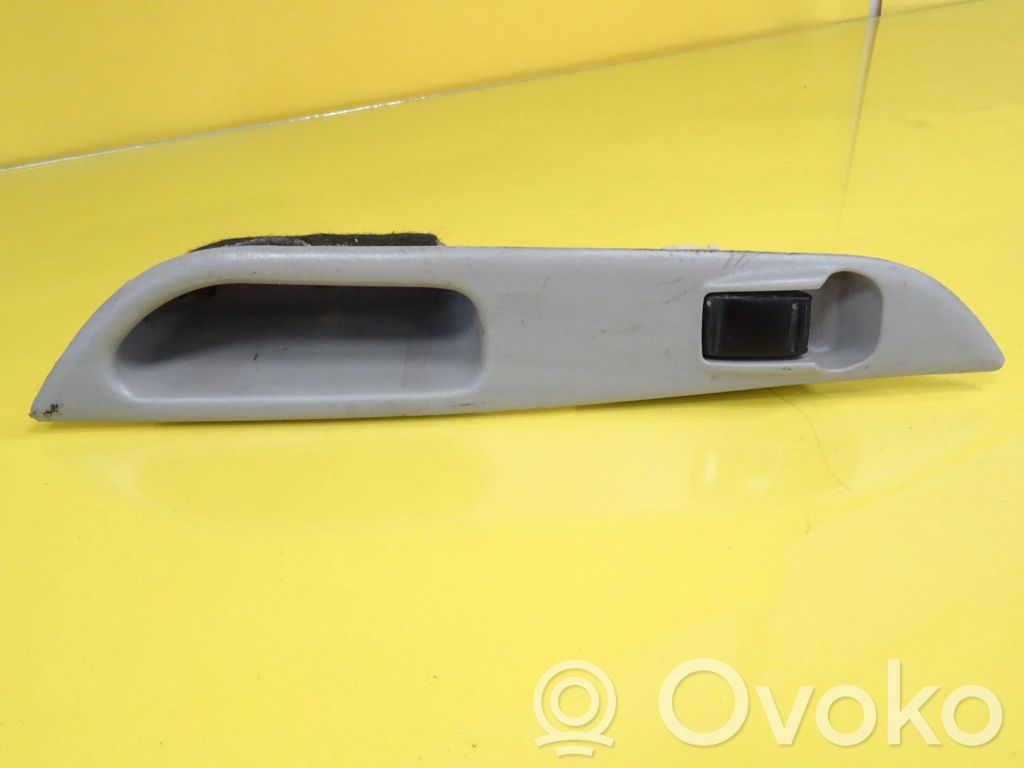 Nissan Almera Tino Electric window control switch 