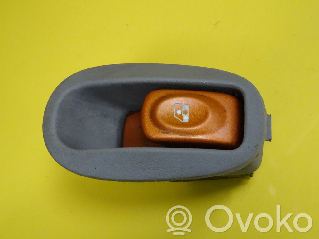 Renault Scenic I Comutator comandă geamuri electrice 