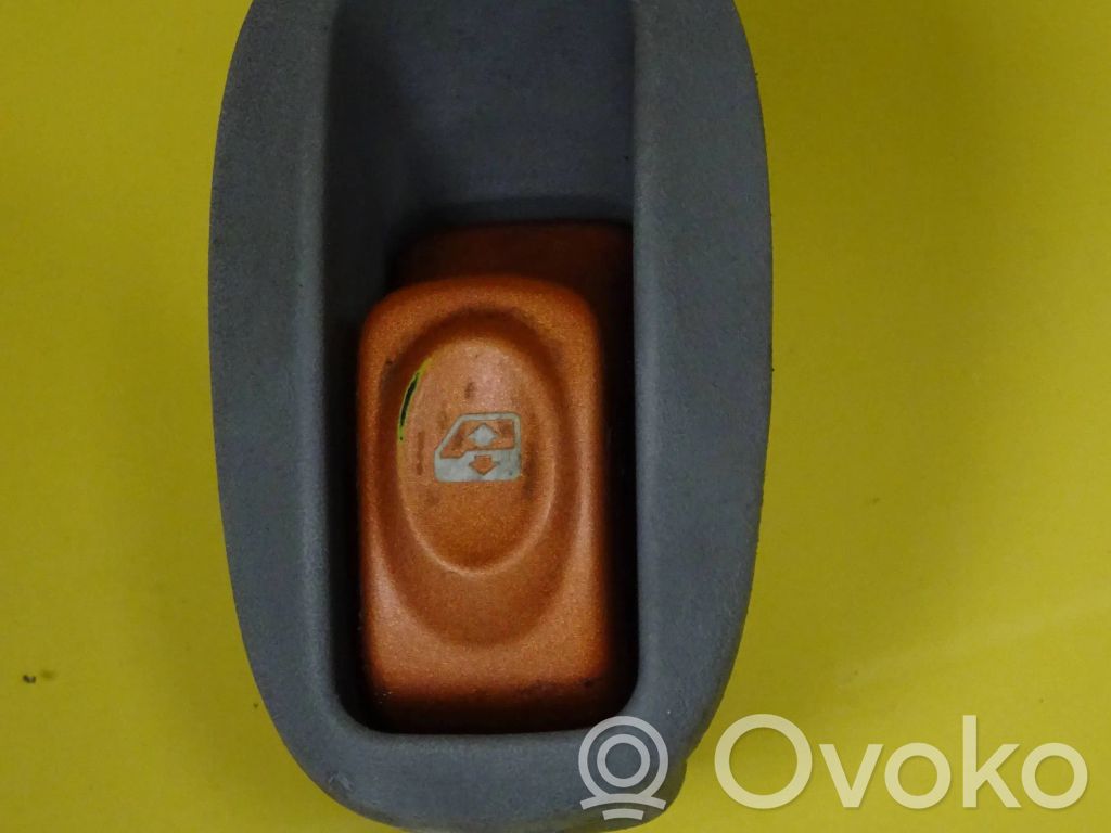 Renault Scenic I Comutator comandă geamuri electrice 
