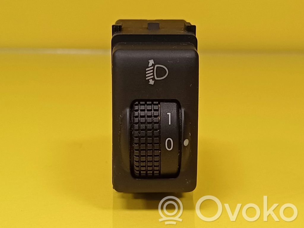 Nissan Note (E11) Headlight level height control switch 