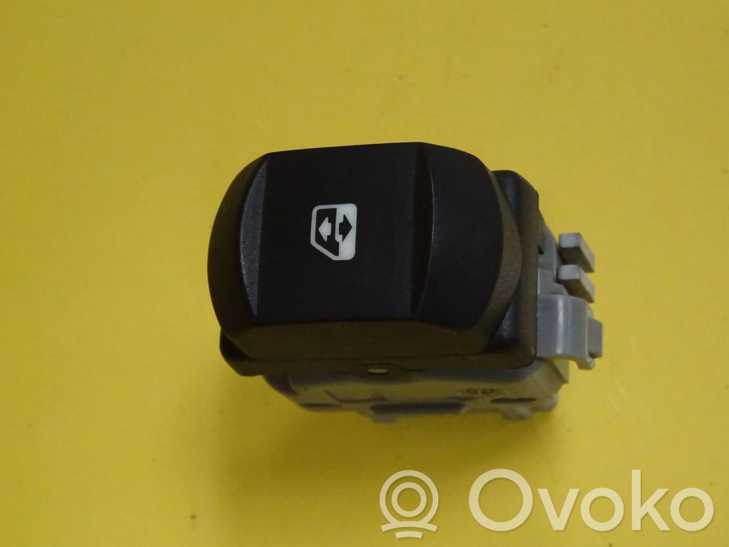 Electric window control switch   28082