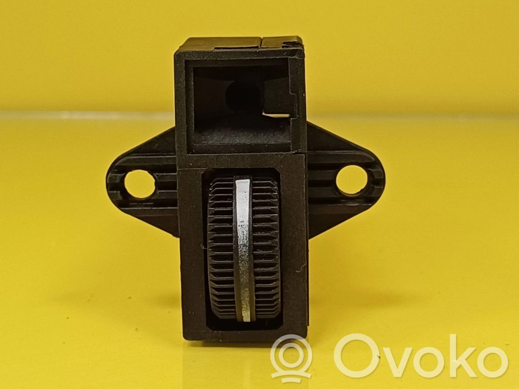 Panel lighting control switch   96BB13K752AB