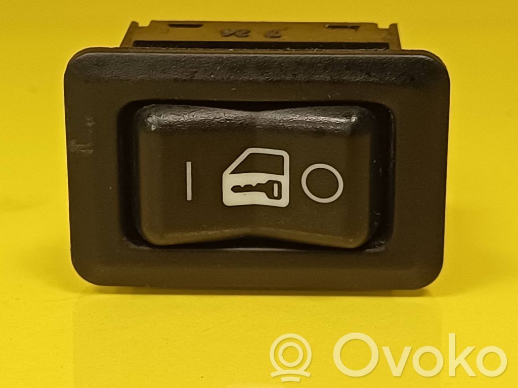 Mitsubishi Carisma Central locking switch button 