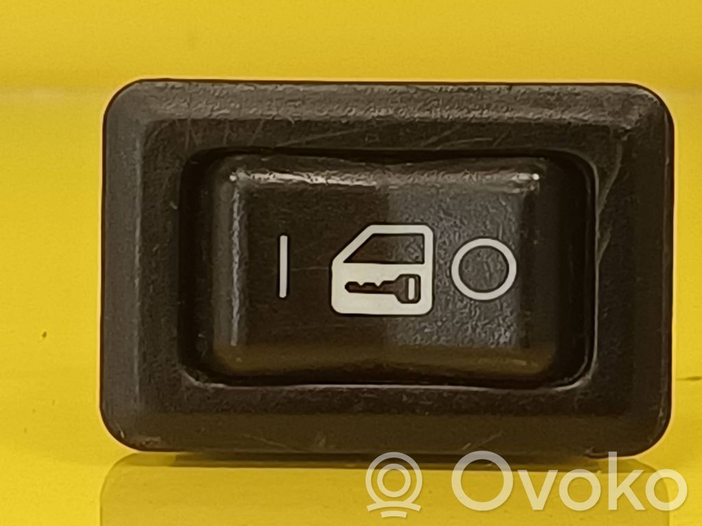 Mitsubishi Carisma Central locking switch button 