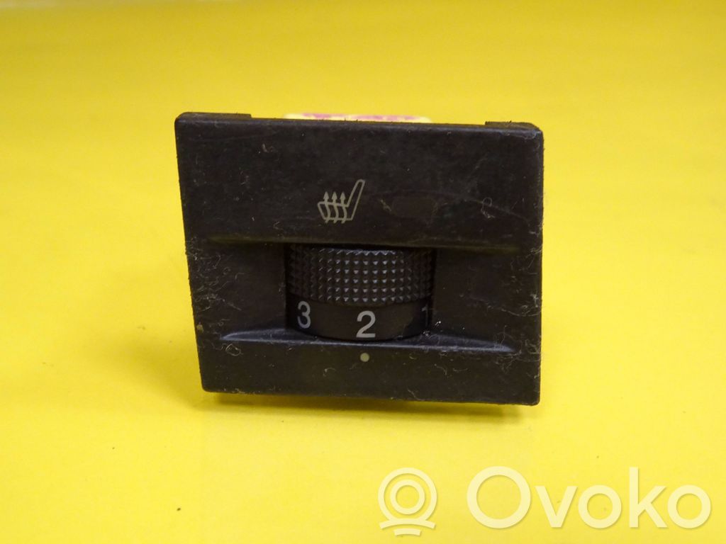 Opel Omega B1 Seat heating switch 
