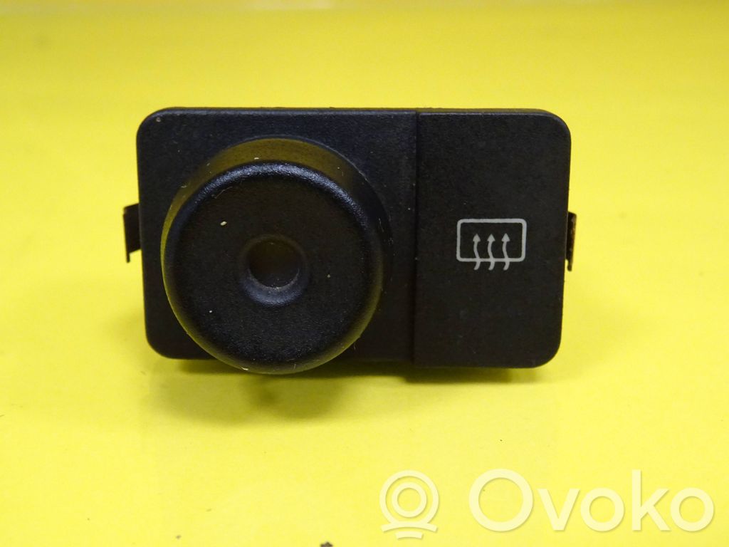 Ford Fiesta Windscreen/window heater switch 