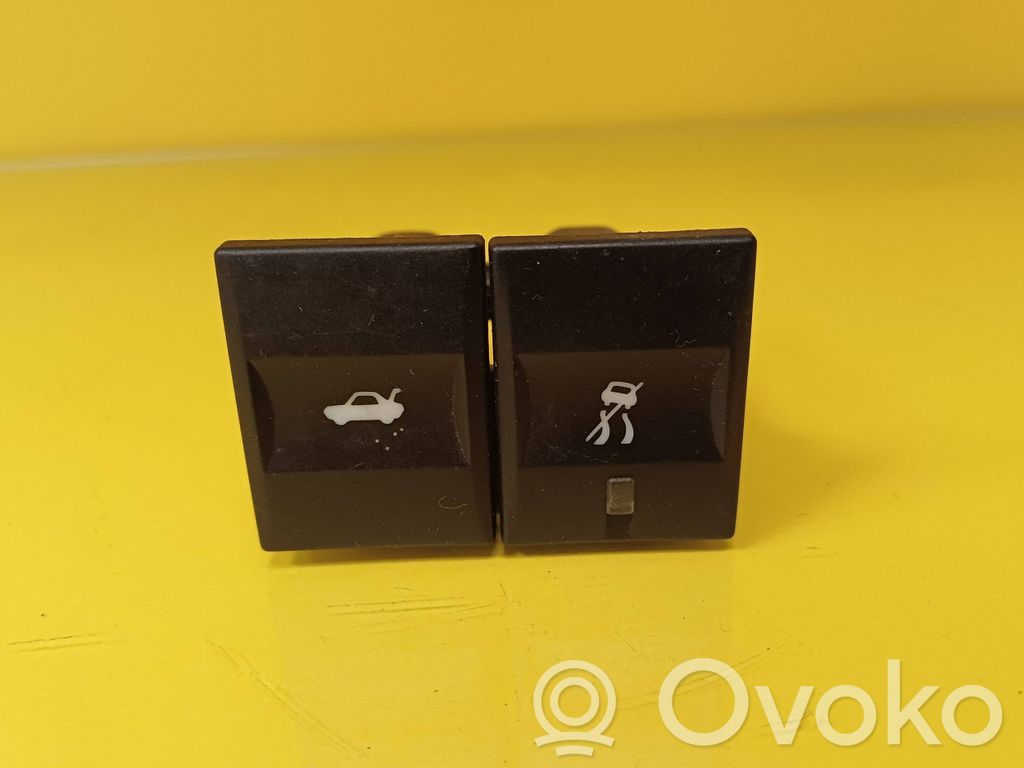 ESP (stability program) switch   1S7T2C418AB