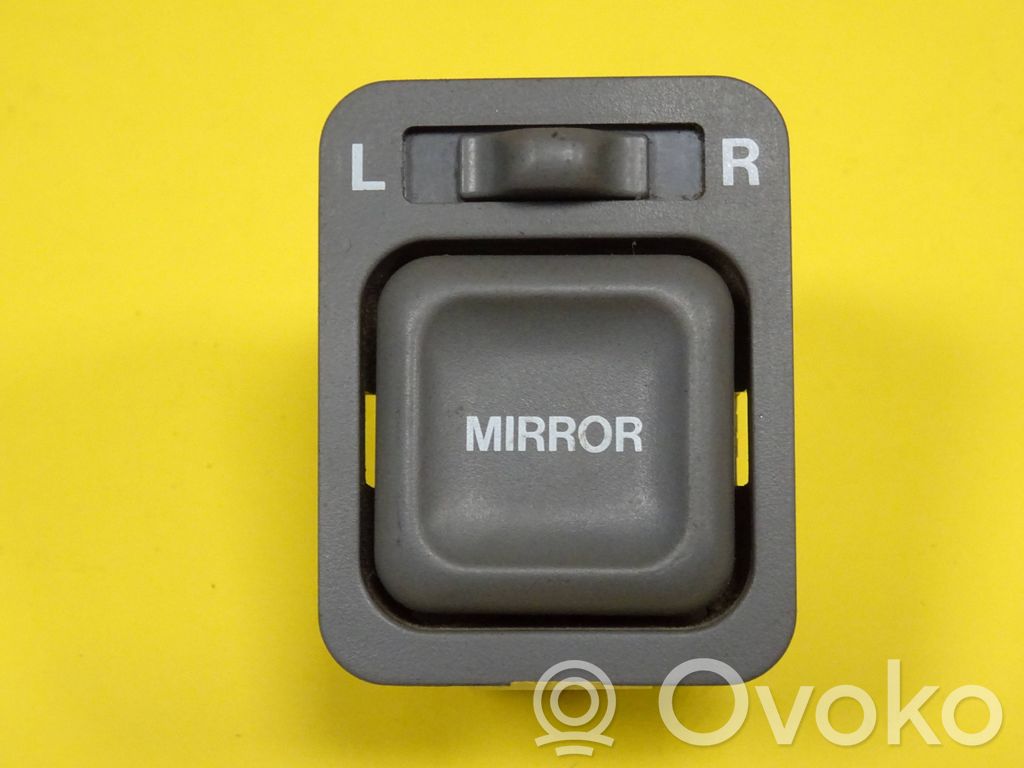 Interruptor del espejo lateral   1834982