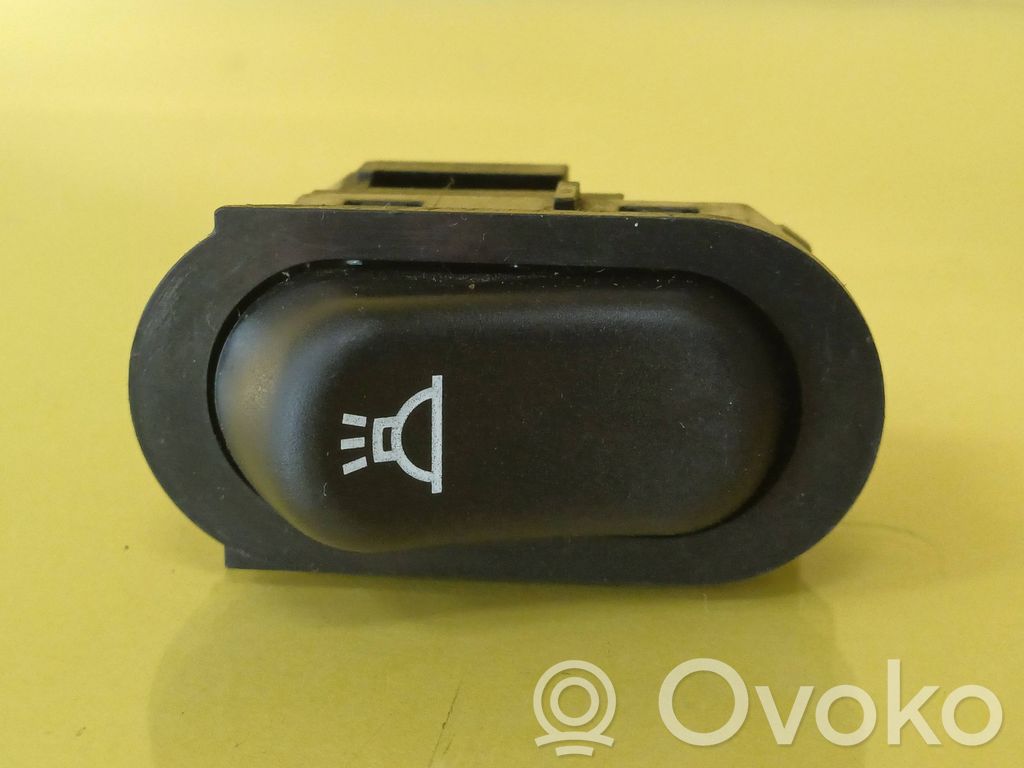 Interjero apšvietimo jungtukas   4617536