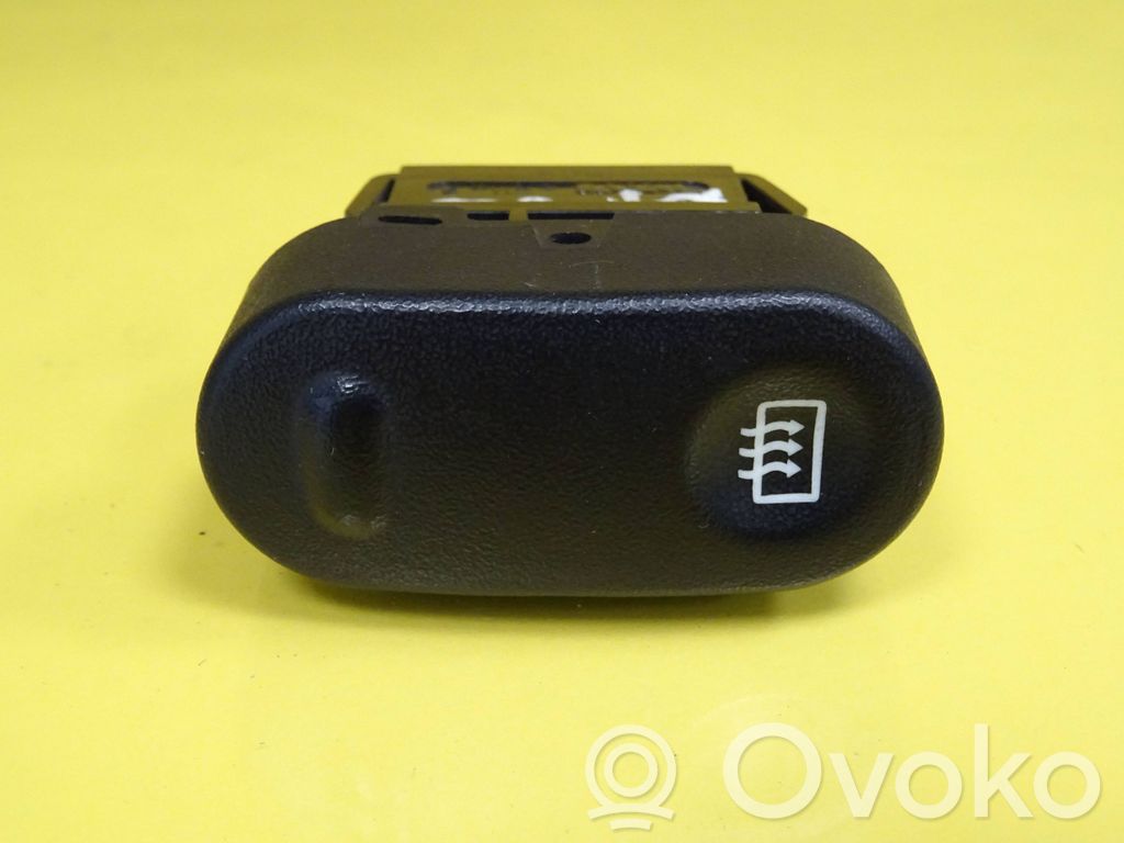Renault Kangoo I Windscreen/window heater switch 
