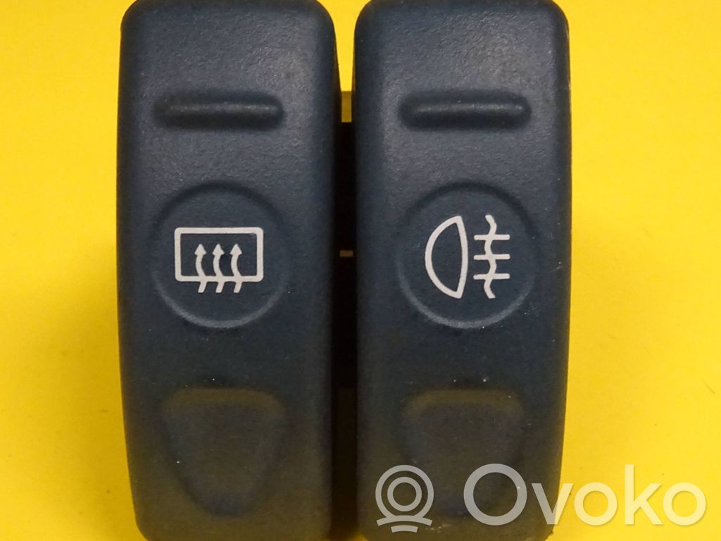 Renault Twingo I Fog light switch 