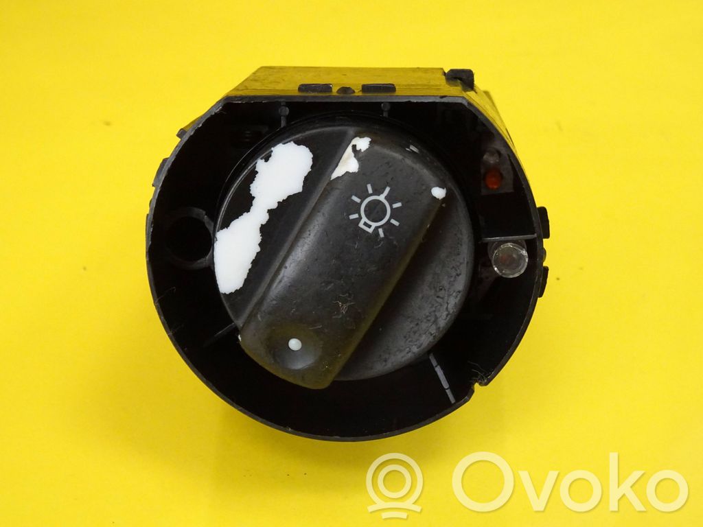 Audi A6 S6 C5 4B Interruptor de luz 