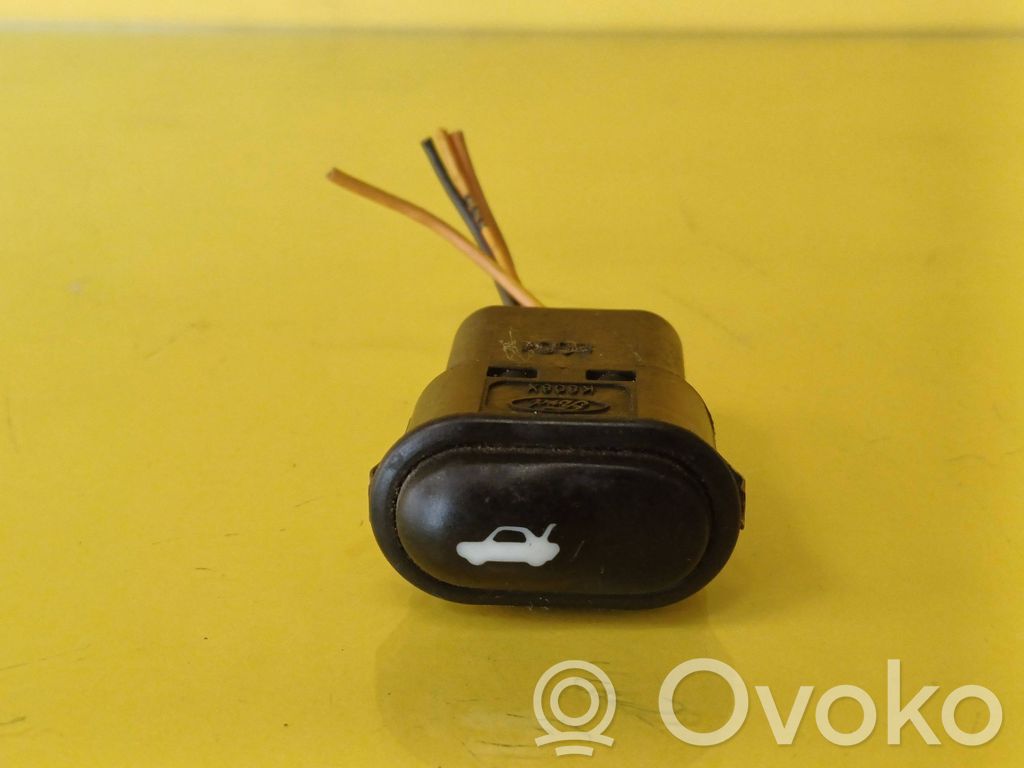 Ford Fiesta Tailgate opening switch 
