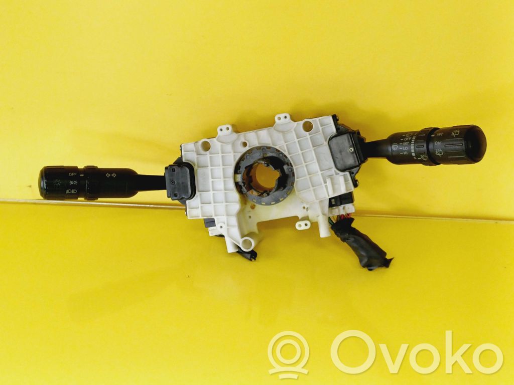 Hyundai Coupe Interruptor/palanca de limpiador de luz de giro 