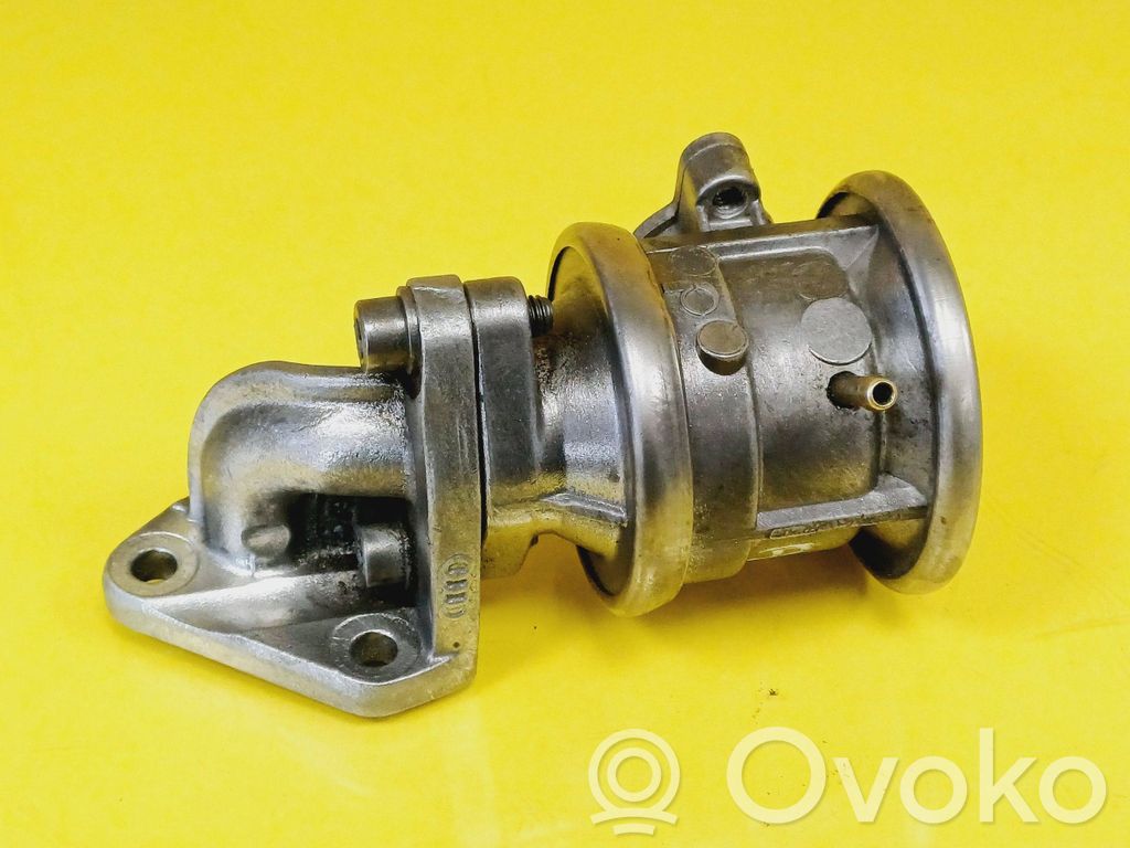 Audi A4 S4 B5 8D Válvula EGR 