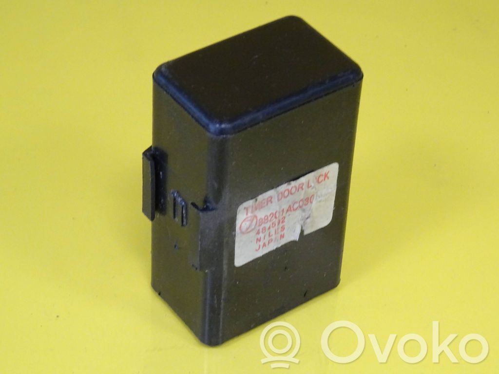 Subaru Legacy Door central lock control unit/module 
