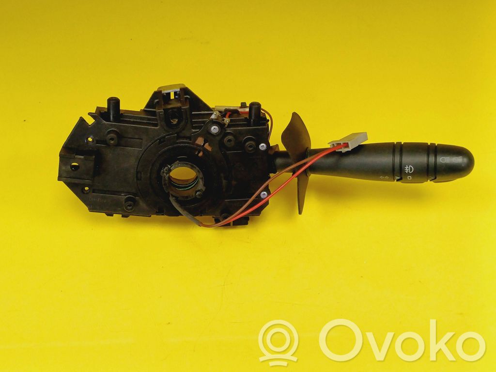 Renault Megane I Interruptor/palanca de limpiador de luz de giro 