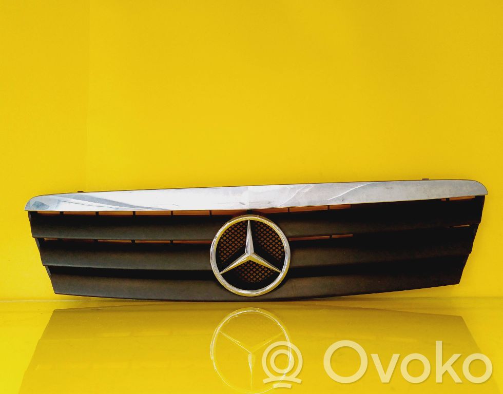 Front grill   1688800983