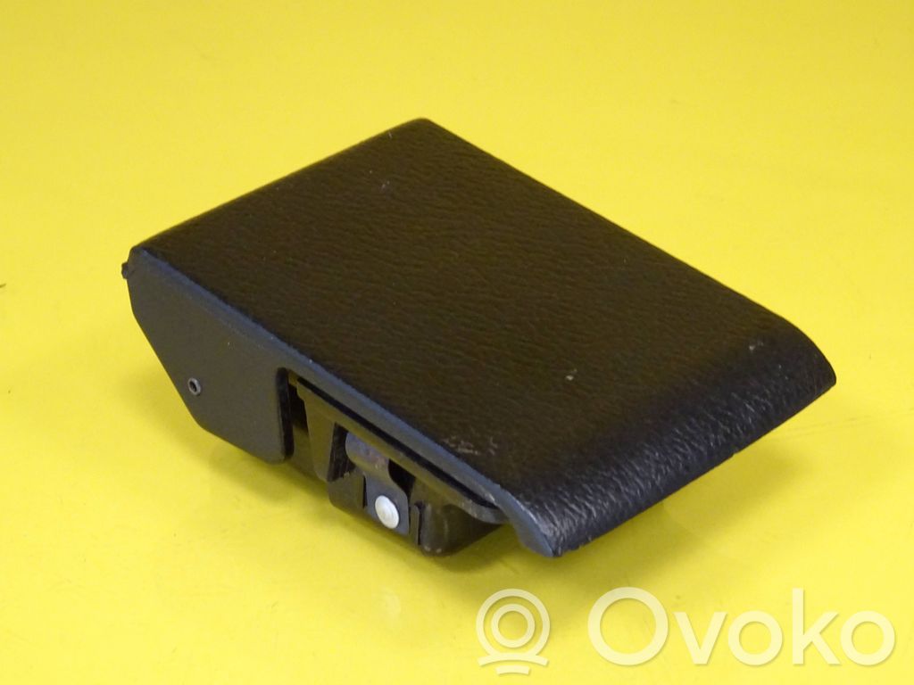 Rover 25 Peleninė panelėje 