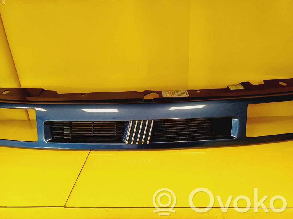 Fiat Ulysse Front bumper upper radiator grill 