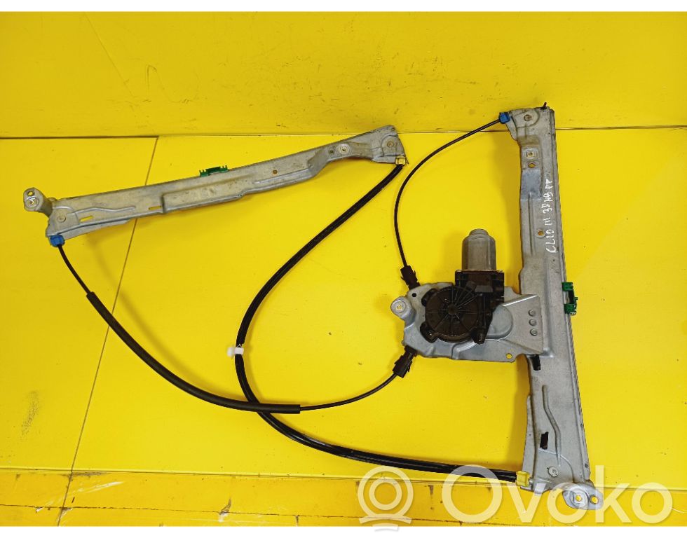Renault Clio III Elektryczny podnośnik szyby drzwi przednich 