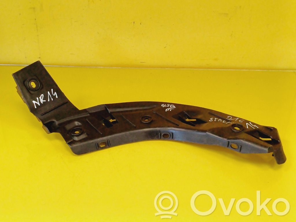 Rear bumper mounting bracket   5P0807376A