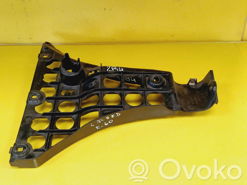 BMW 5 E60 E61 Galinis laikiklis bamperio 