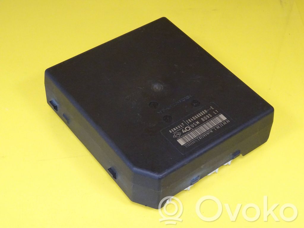 Renault Megane III Fuse module 