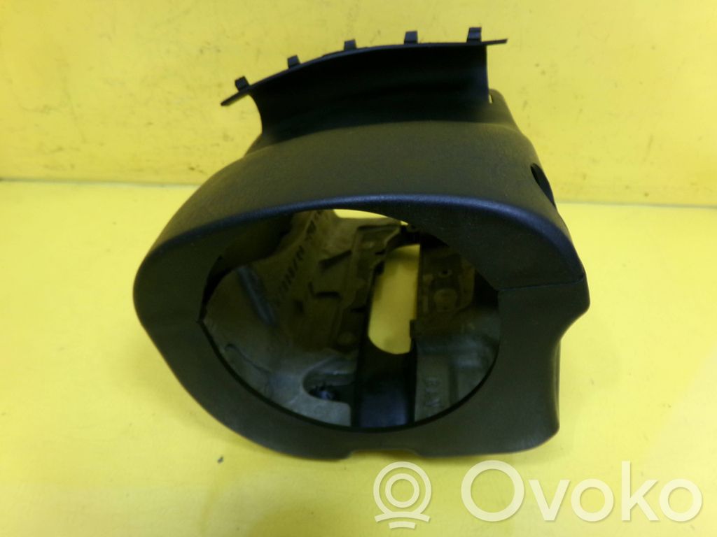 Ford Focus Steering wheel column trim 