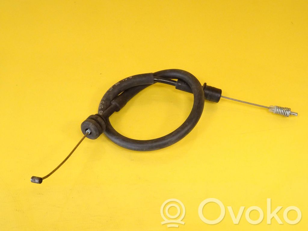 Opel Corsa B Throttle cable 