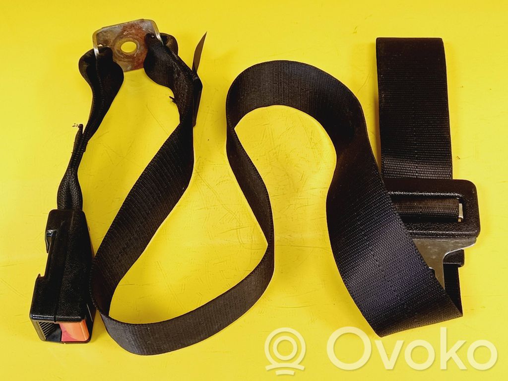 Opel Corsa B Hebilla del cinturón de seguridad trasero 